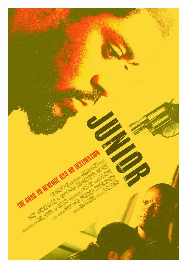 Junior (2012) постер